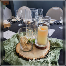 Load image into Gallery viewer, Centrepieces - Glass Vases (HIRE)