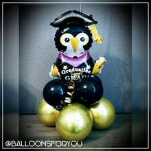 Load image into Gallery viewer, Mini GRADUATION table display